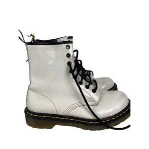 Doc Dr. Martens 1460 White Leather Boots Black Laces Womens Size 7 UK5 Punk Goth